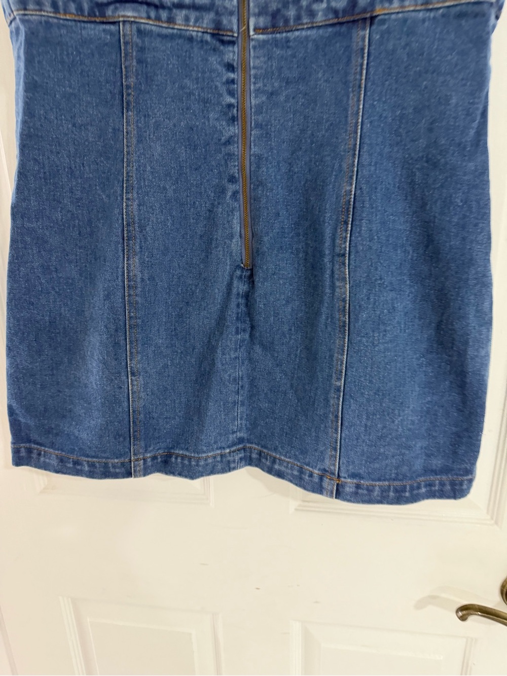 Bardot Women's Dark Blue Denim Jeans - Classic Indigo Wash NWT - new with tag - Picture 4 of 7